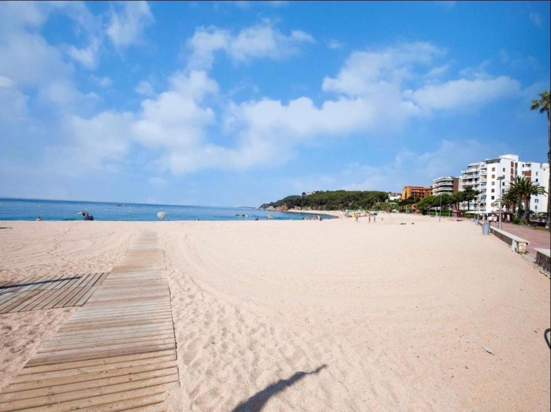 Seahomes Vacations, Fenals Beach&Chic, Pk, Top Apartment Full Equipped 료렛 드 마르 외부 사진